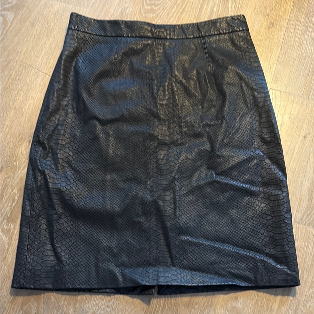 Milly Lamb Leather Pencil Skirt